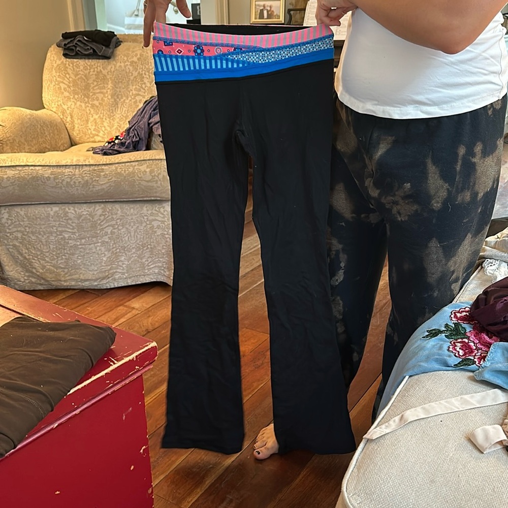 bell bottom ivivva leggings